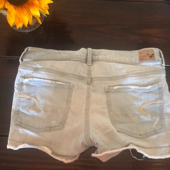 American Eagle Size 10 Destroyed shorts - Picture 2 of 4